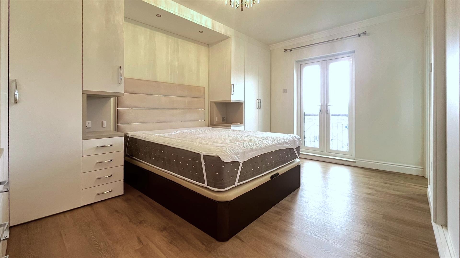 Image of Apartment - 3 Bedrooms - 2 Bathrooms for Rental in Ordnance Wharf-Gibraltar, Image 6